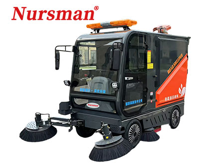  N-ES15四轮全封闭扫地机